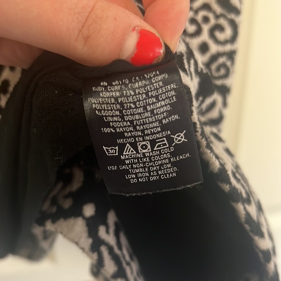 Anthropologie Deletta black grey swirl print mini dress stretchy cap sleeves M - Picture 10 of 12